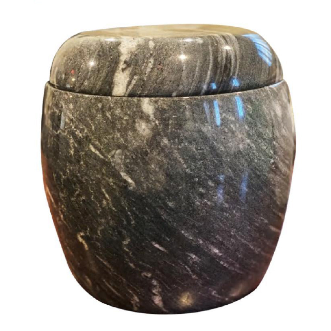 Urn UC-003